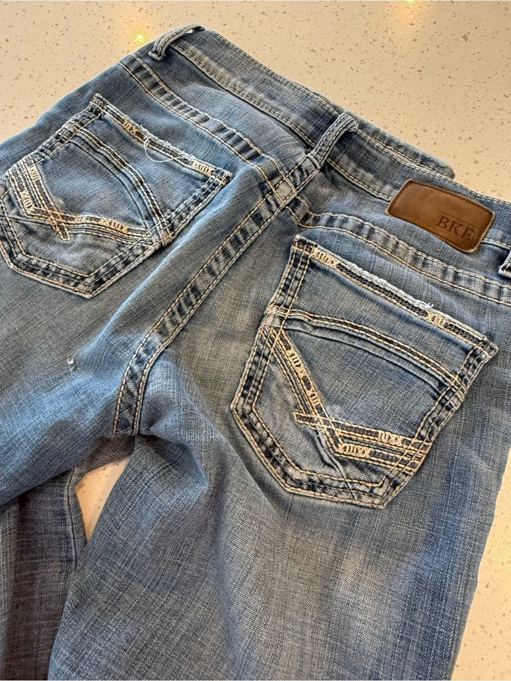 32R BKE Buckle Alec Straight Leg Jeans Men’s Blue Medium Wash Denim Pants Casual